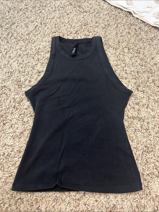 SKIMS Tops - Skims Black Women's Tank Top